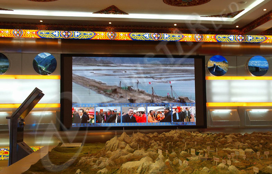 High Resolution Indoor Full Color LED Display